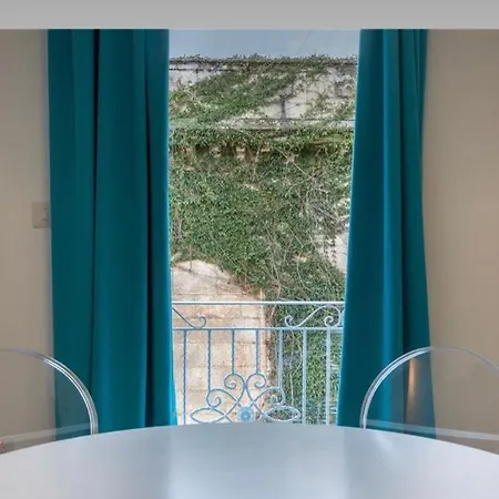 Apartment The Caves Saint Julian's