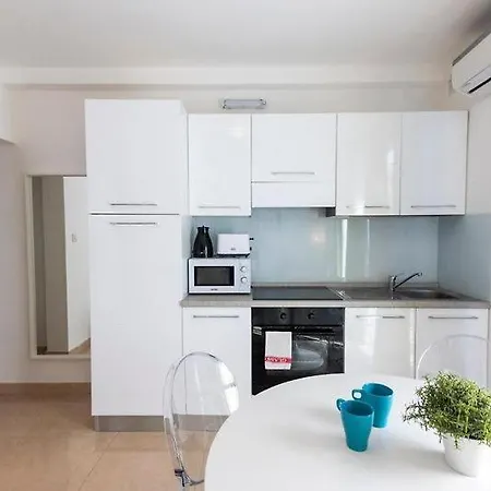 アパート The Caves Saint Julian's