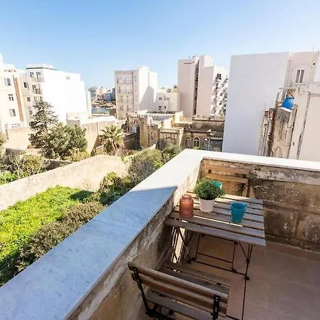 Appartement The Caves San Ġiljan