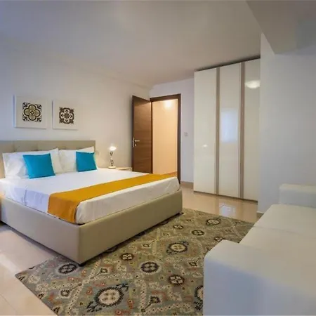 The Caves * Saint Julian's