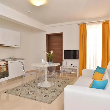 The Caves * Saint Julian's