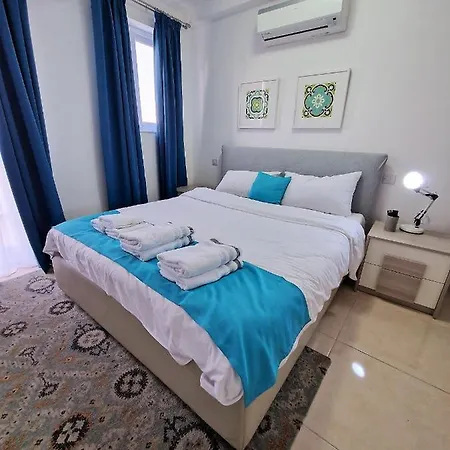 The Caves Appartement San Ġiljan