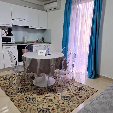 The Caves Apartman