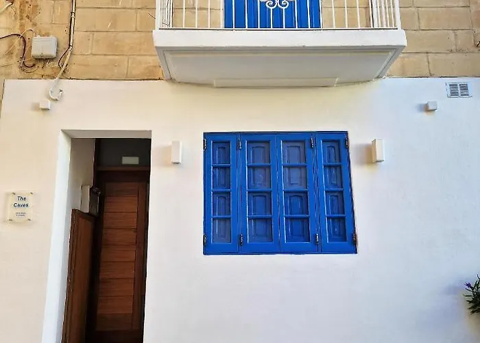 The Caves * Saint Julian's